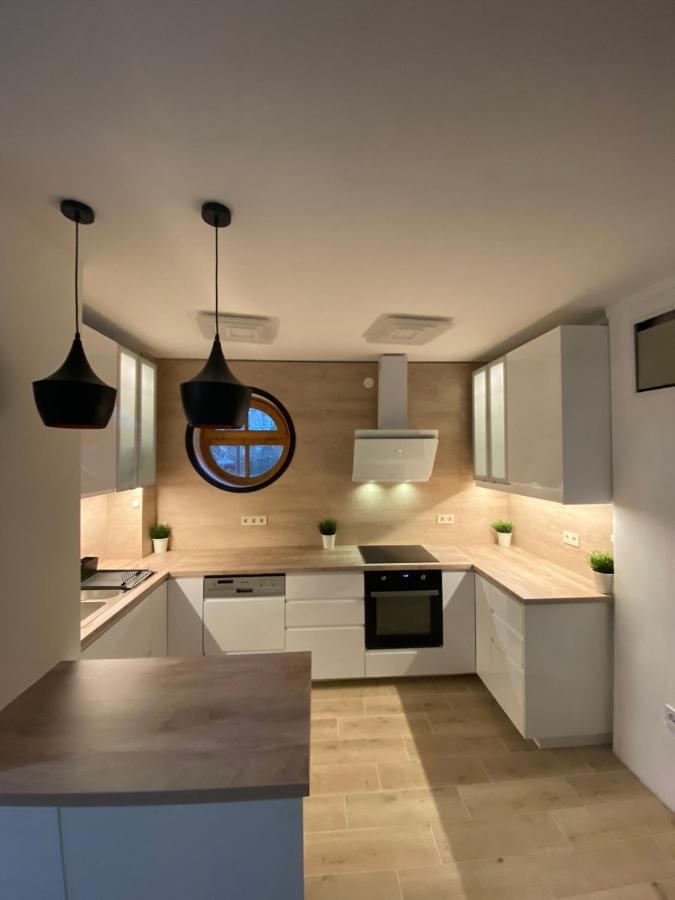 Вилла House4U Балатонсемеш Экстерьер фото